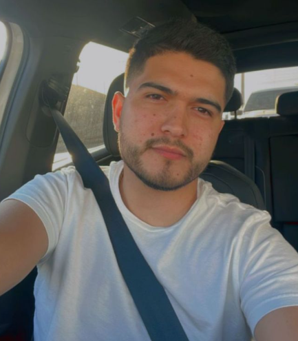 <em>Ernesto Gonzales</em>